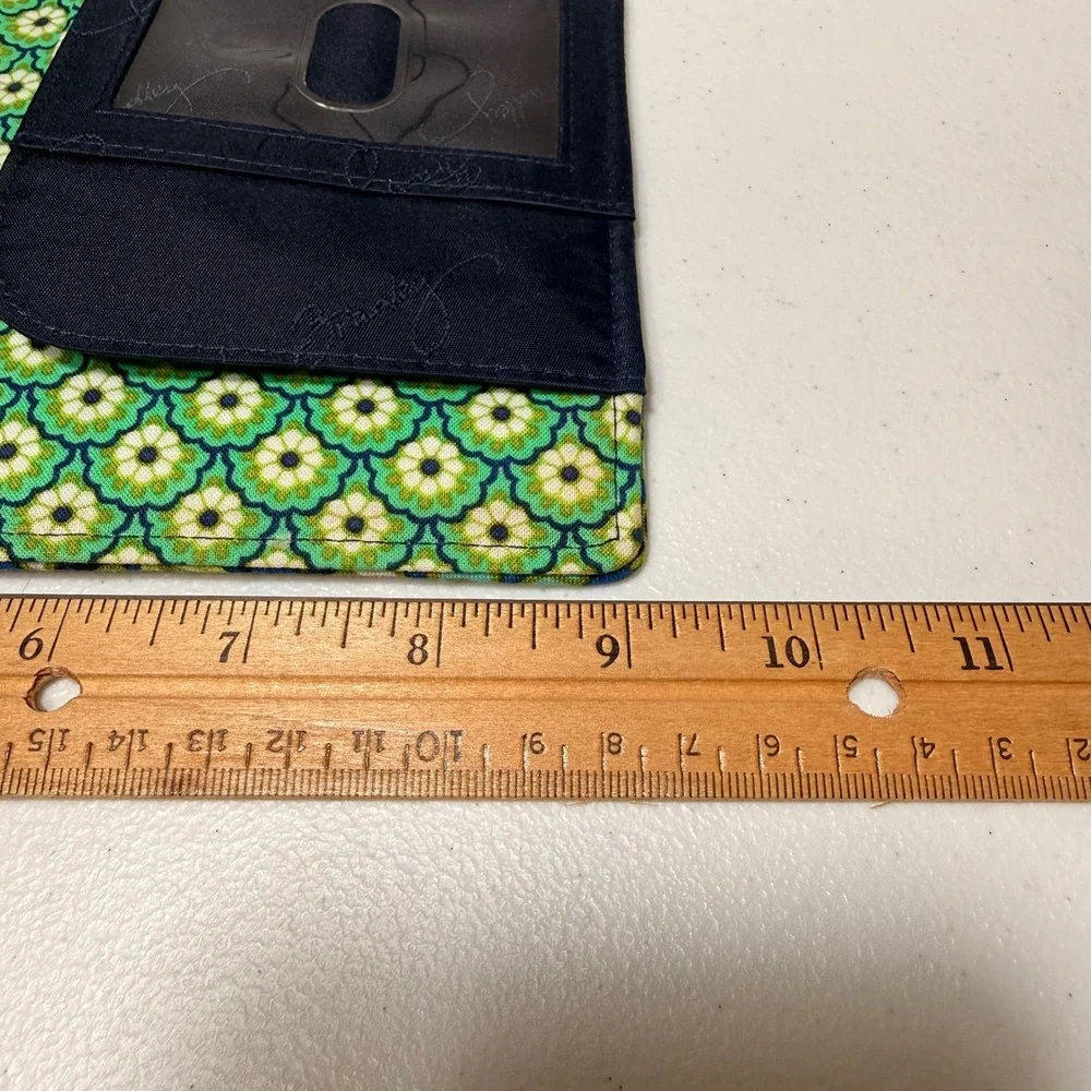 Vera Bradley Blue Green Paisley Floral Bifold Wallet ID Window Snap Closure - Picture 11 of 12